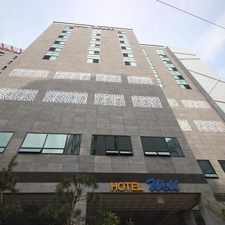Hotel Well Busan Bagian luar foto