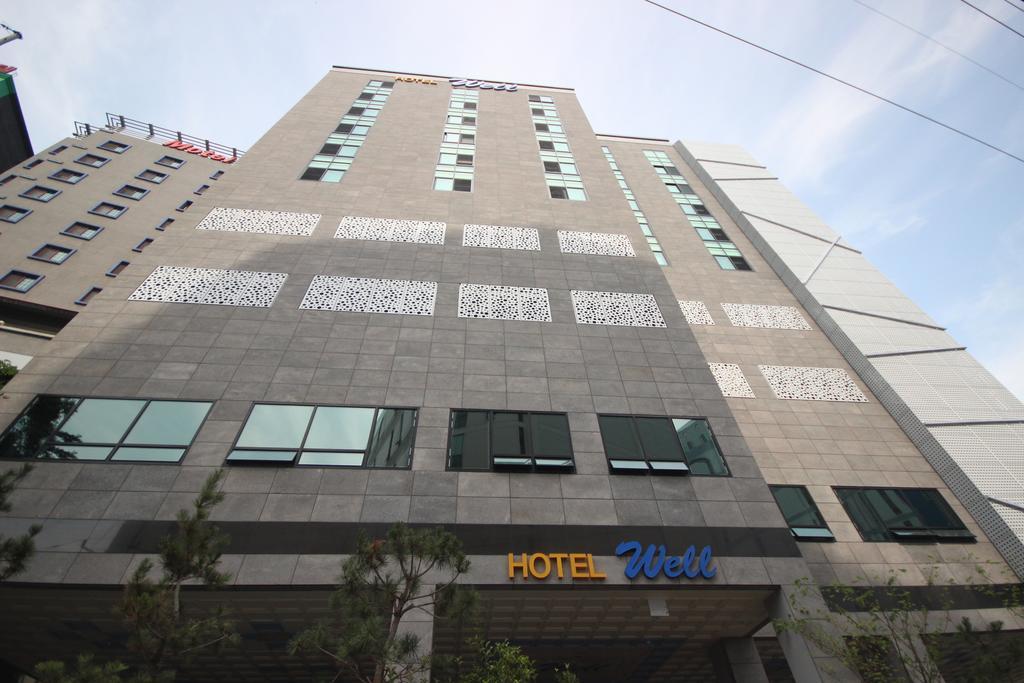 Hotel Well Busan Bagian luar foto